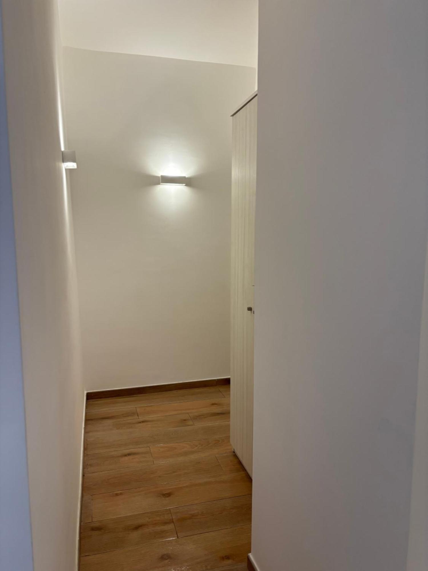 Perni Rooms Палермо Экстерьер фото